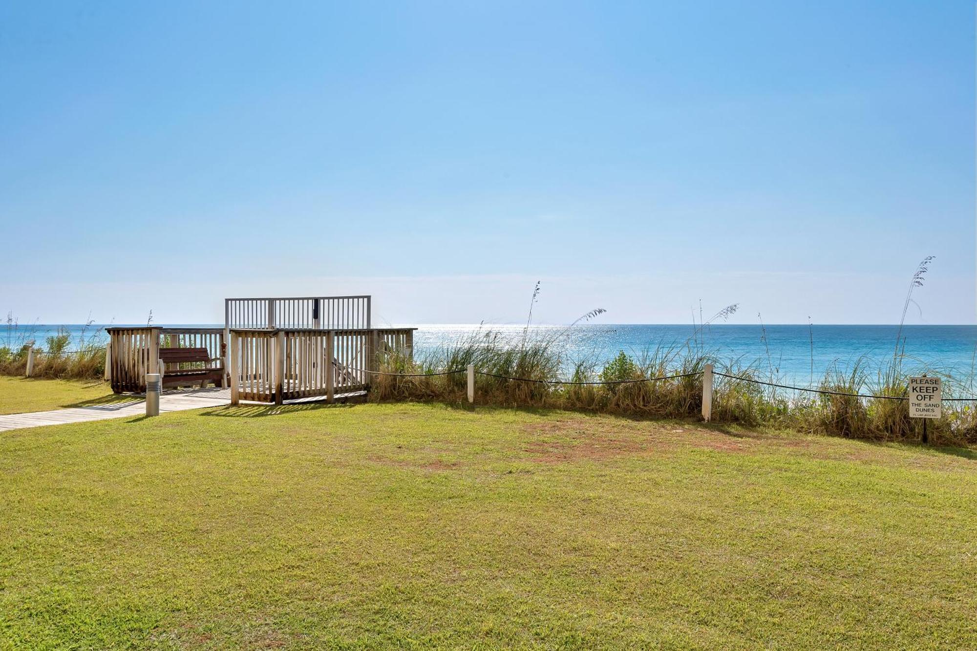 Beach House Destin Room photo