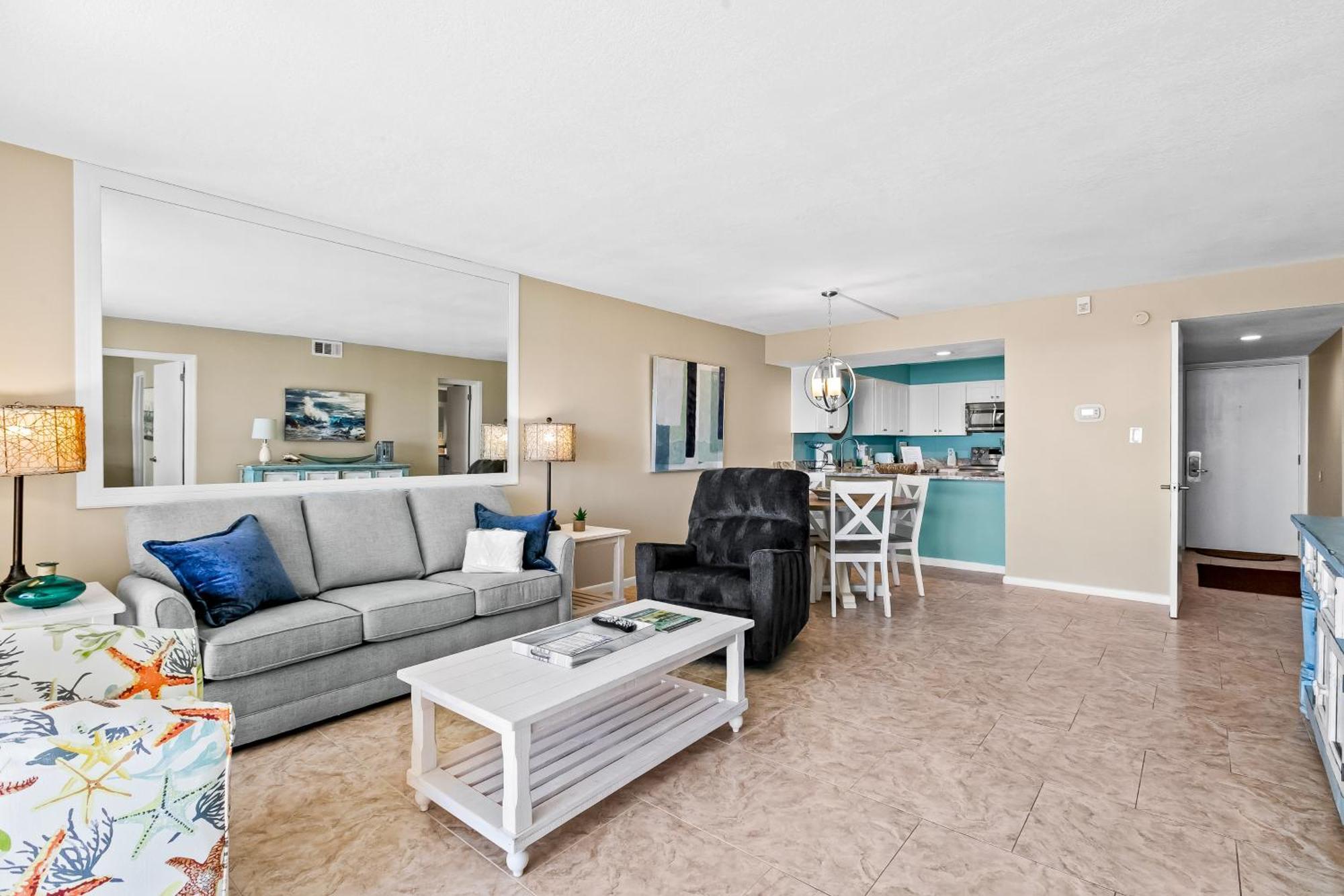 Beach House Destin Room photo