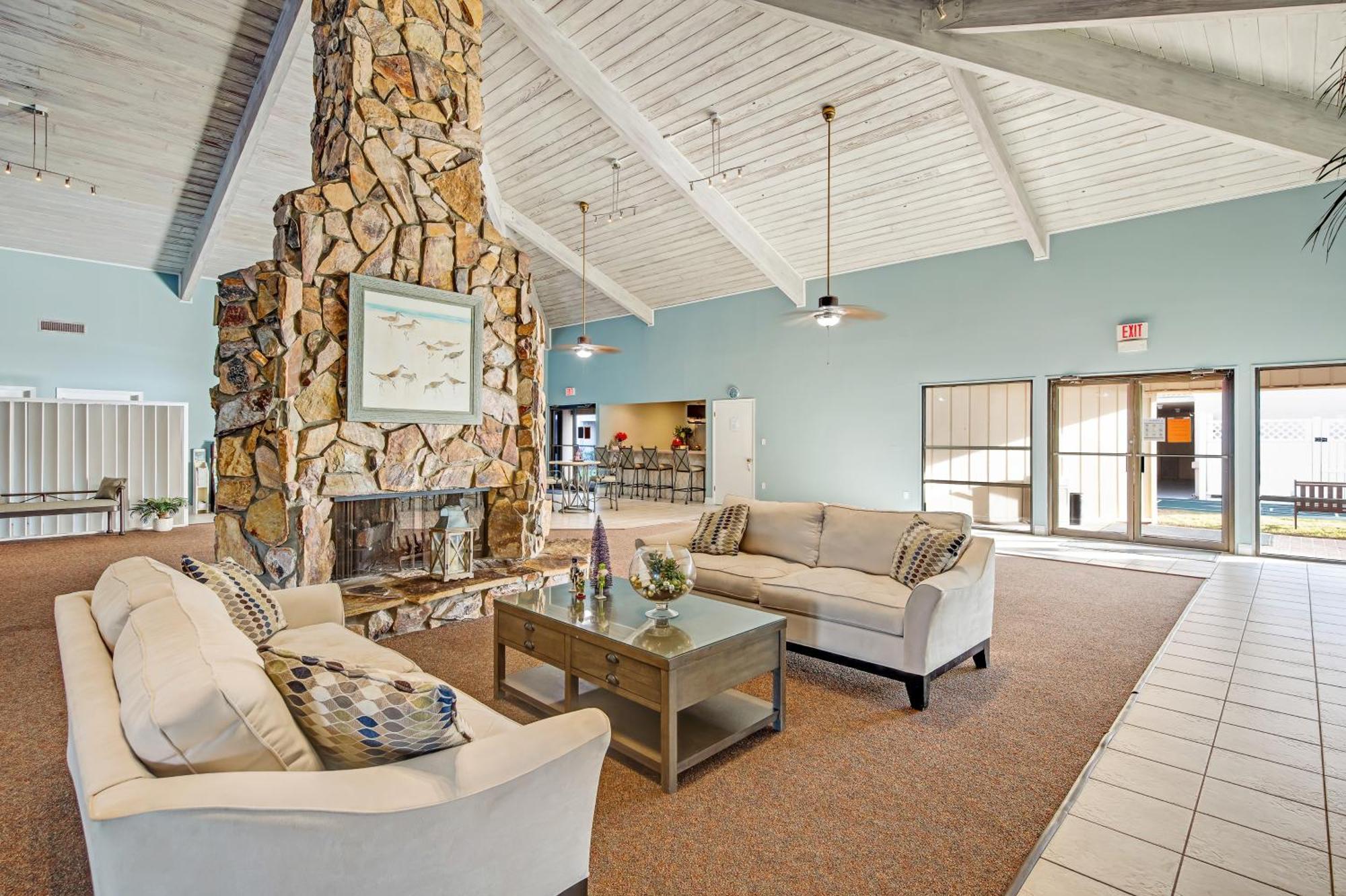 Beach House Destin Room photo